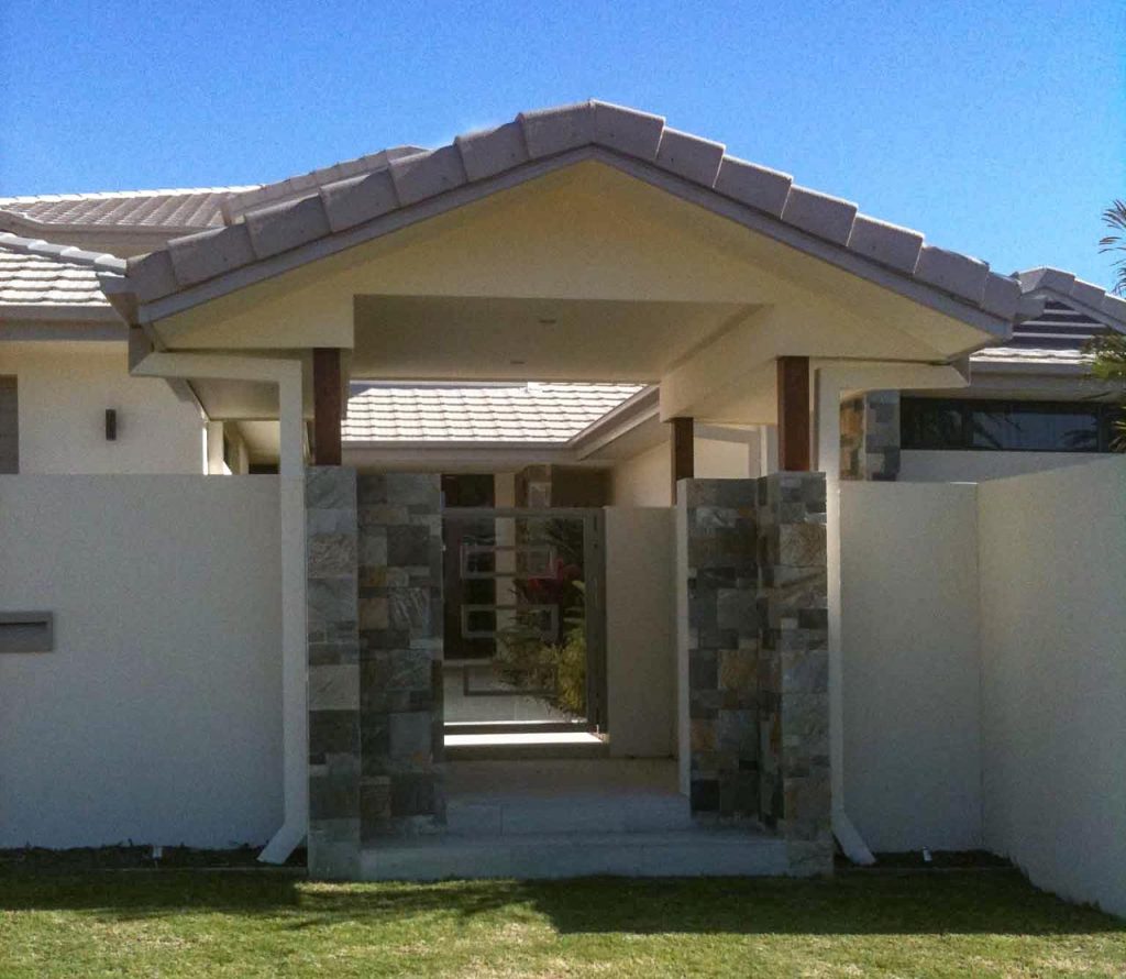Feature tiling of front Portico